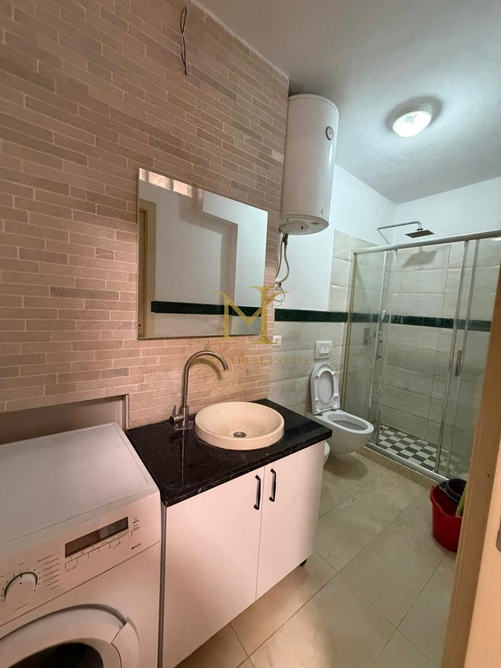 Apartament 2+1 me qera – Durrës (Plazh, Rrota e Kuqe)