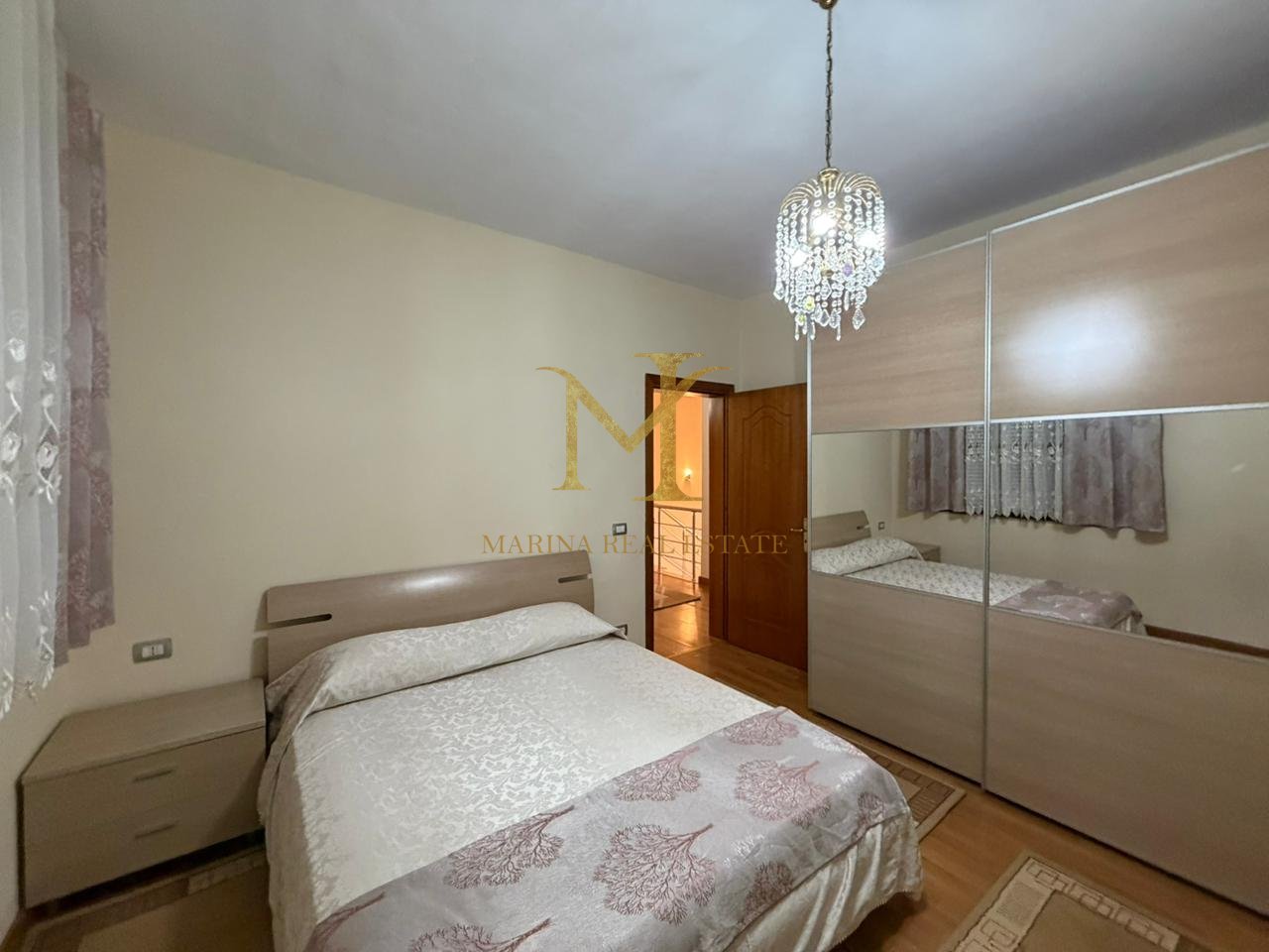 Jepet me qera shtëpi dykatëshe – Durrës (Plazh, Hekurudha)