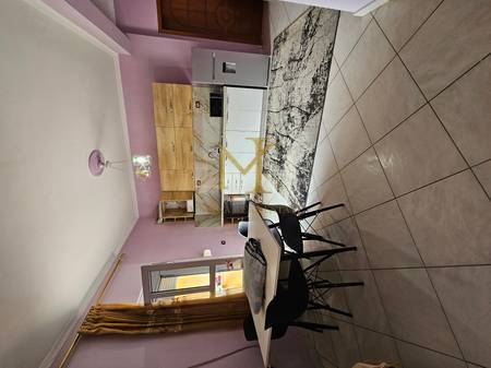 Shtepi me qera ne zonen e ish kenetes