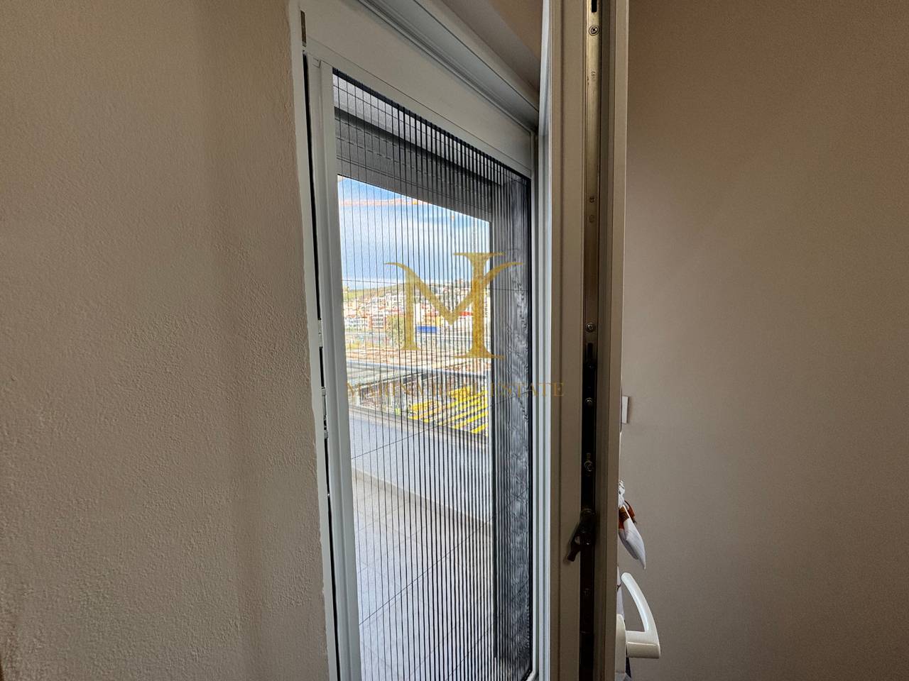 1+1 apartment for rent in Golem. The new building