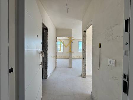 2+1 for sale in Golem. New Building. 250m from the sea.