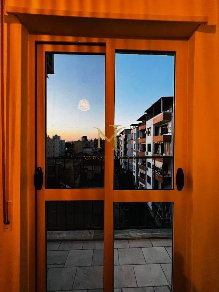 APARTAMENT 2+1 NE SHITJE PRANE MIAMI BEACH, GOLEM!!