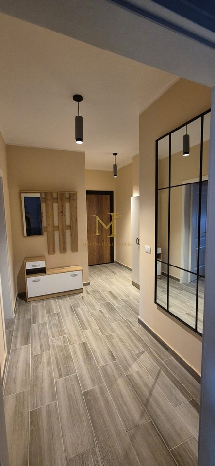 APARTAMENT 1+1 ME QERA NE PLAZH HEKURUDHA!!!!