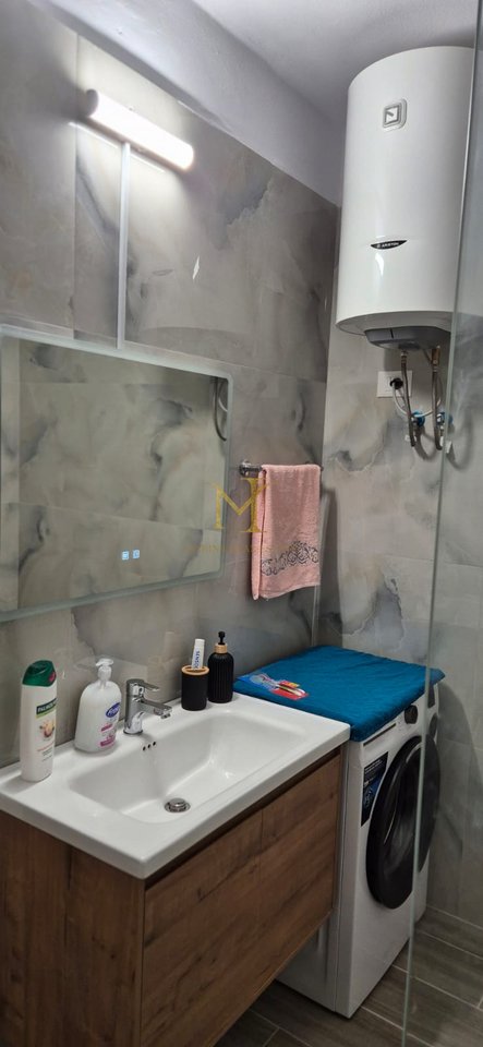 APARTAMENT 1+1 ME QERA NE PLAZH HEKURUDHA!!!!