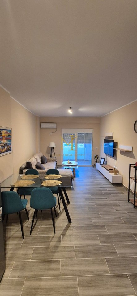 APARTAMENT 1+1 ME QERA NE PLAZH HEKURUDHA!!!!