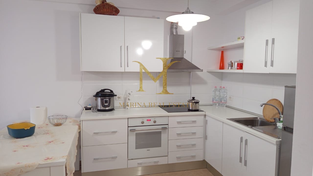 Apartment with sea view for rent 1+1 Durres, Beach