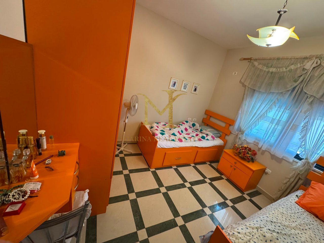 Vendesi in vendita 1+1 – Solo 20 metri dal mare