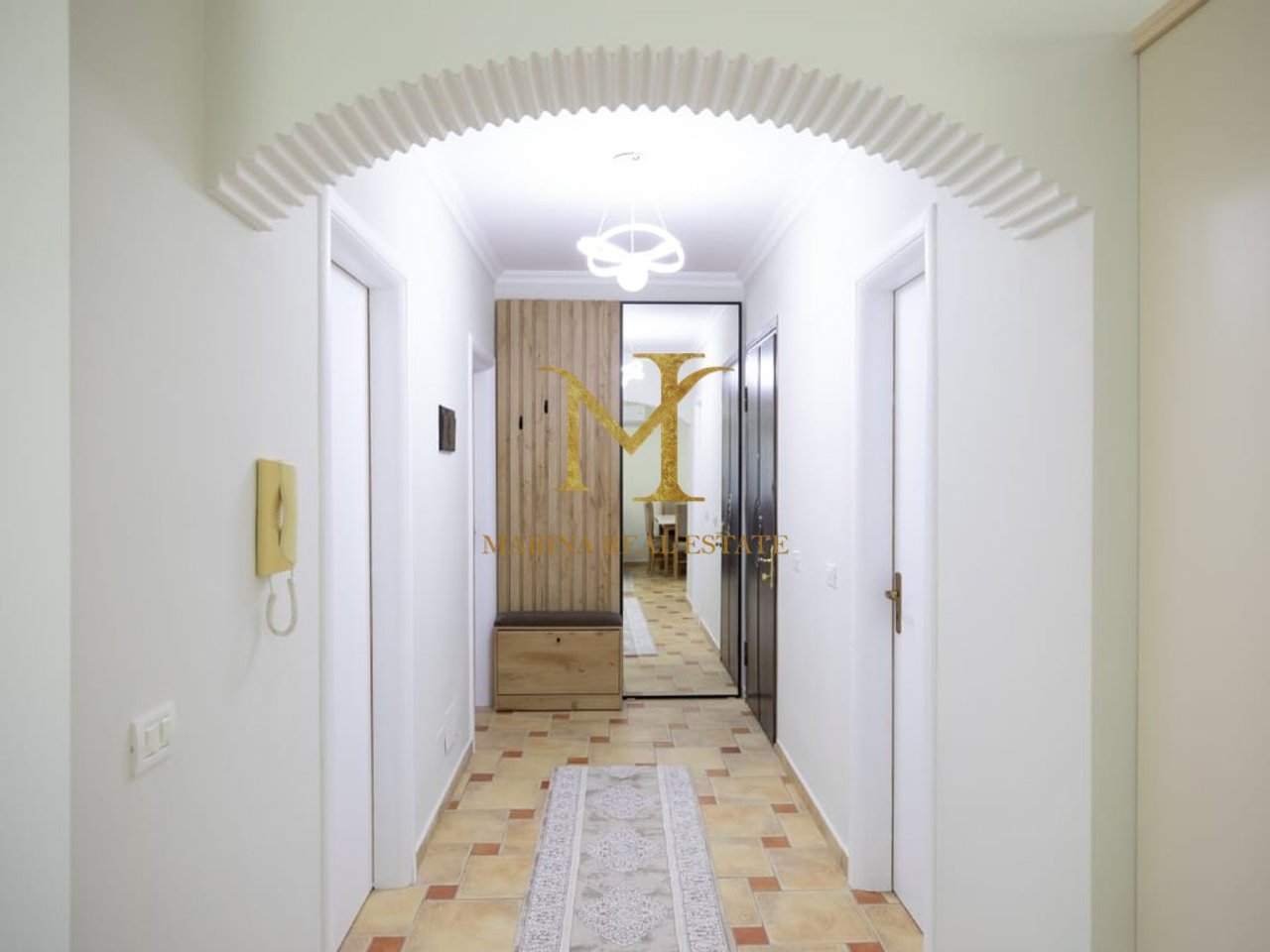 SHITET APARTAMENT 2+1+2 TUALETE NE PLAZH HEKURUDHA, DURRES!!!