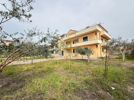 VILLA FOR RENT ON RAILWAY BEACH!!