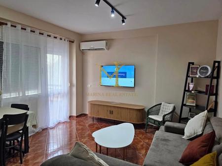 Shitet Apartament 1+1 – Shkëmbi i Kavajës, Durrës