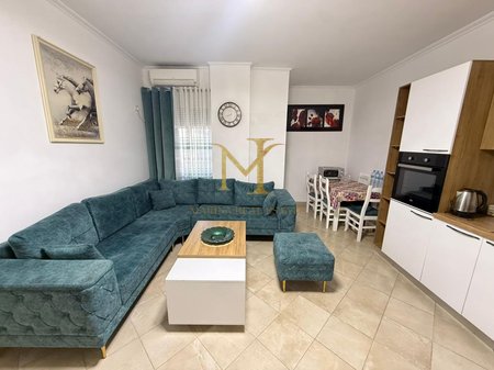 JEPET ME QERA APARTAMENT 1+1 NE PLAZH RROTA E KUQE !
