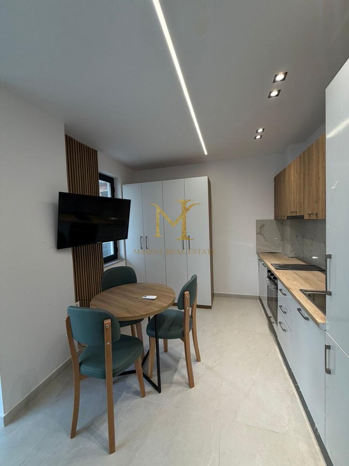 Shitet Garsoniere Në Golem – Pranë Rezidence Liburna