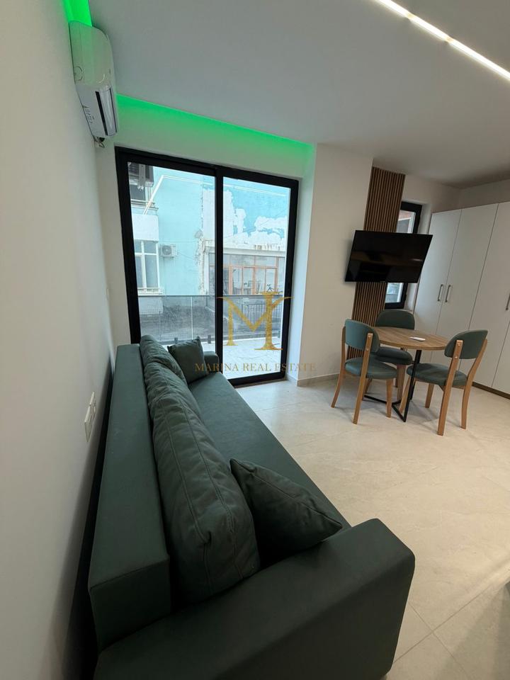 Shitet Garsoniere Në Golem – Pranë Rezidence Liburna