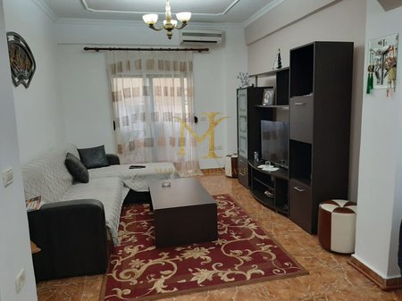 Qera apartament 1+1 Durres, Plazh