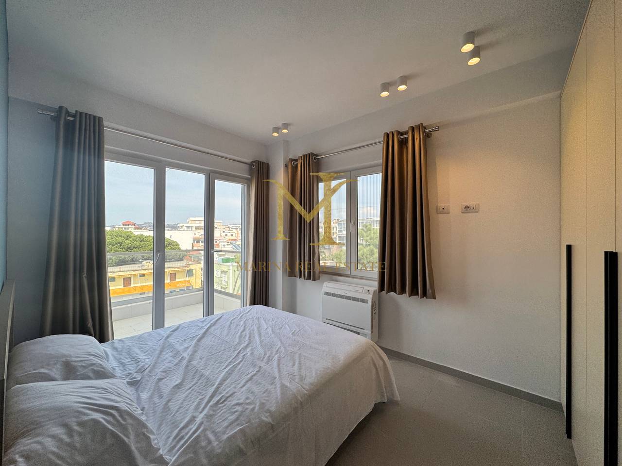 Apartament 2+1 më pamje deti për qira në Golem. Pallat dhe apartament i ri