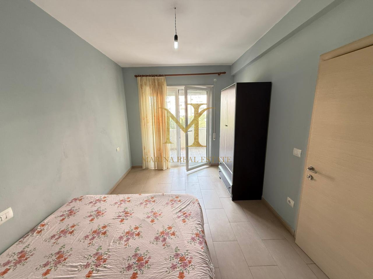 Shitet Apartament 1+1 – Shkëmbi i Kavajës, Durrës