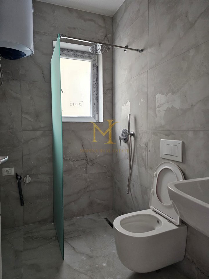 SHITET APARTAMENT 1+1+ OBORR TE SPITALI RAJONAL DURRES!