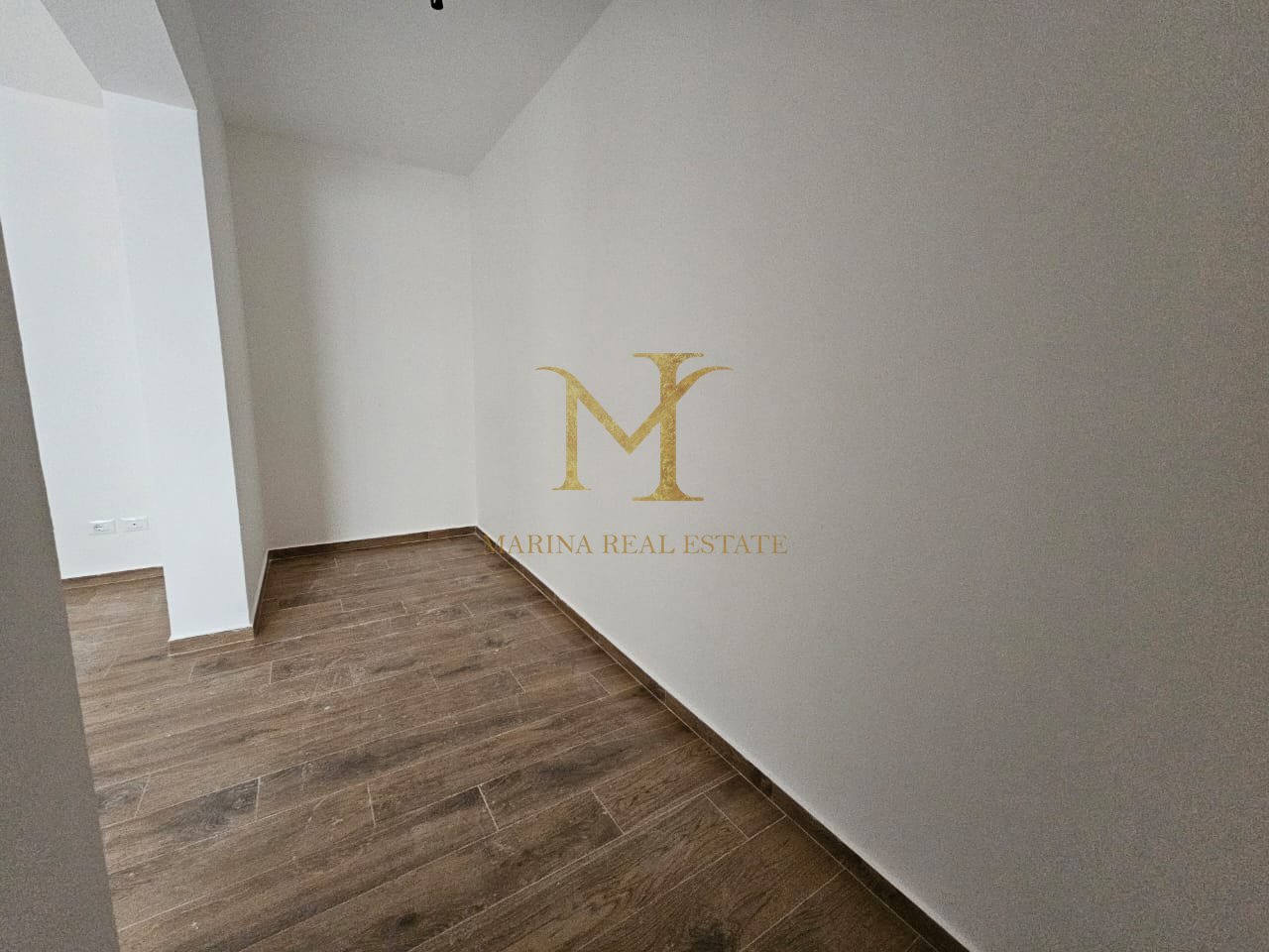 SHITET APARTAMENT 1+1+ OBORR TE SPITALI RAJONAL DURRES!