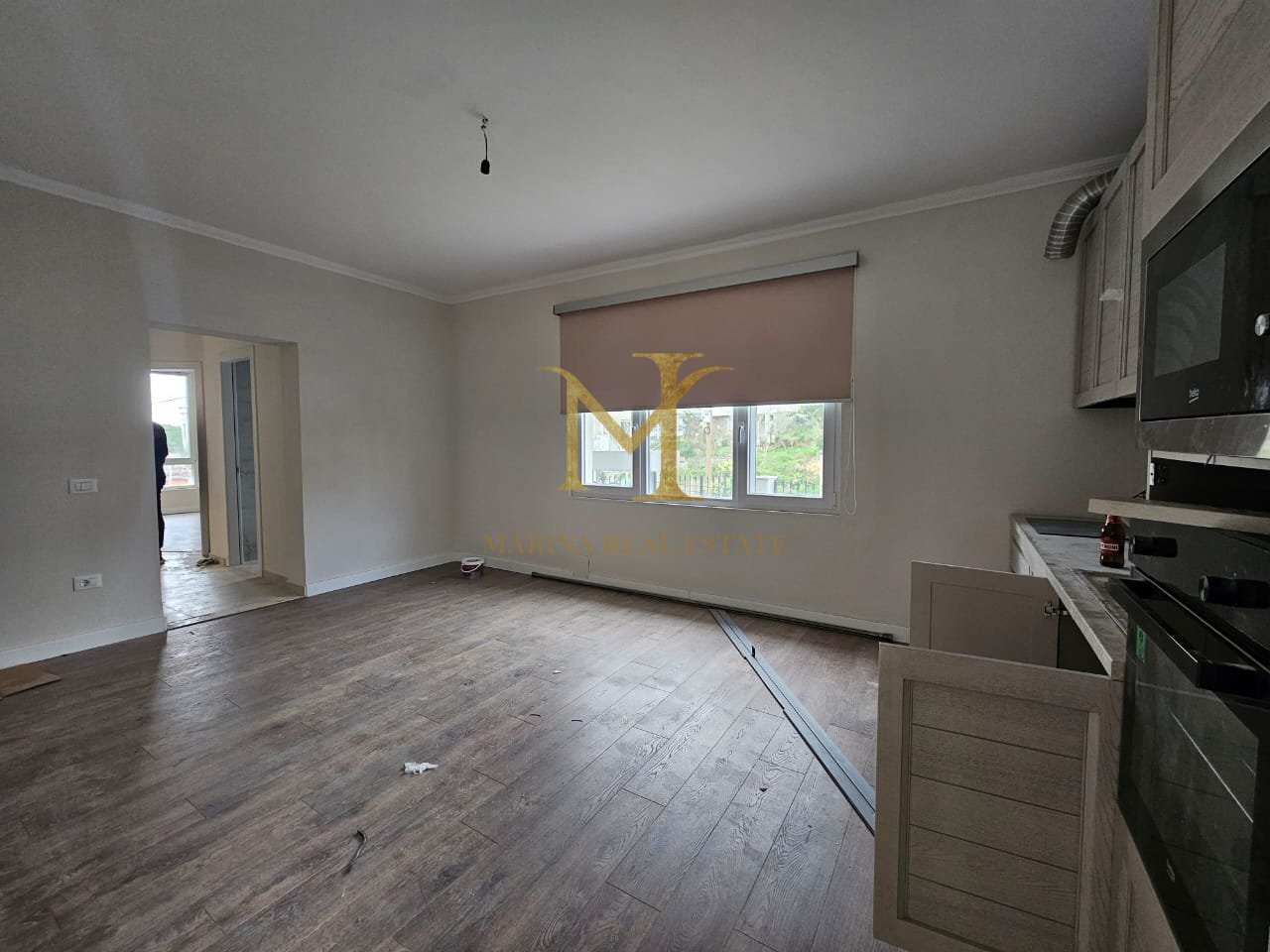 SHITET APARTAMENT 2+1 tTE SPITALI RAJONAL DURRES!!