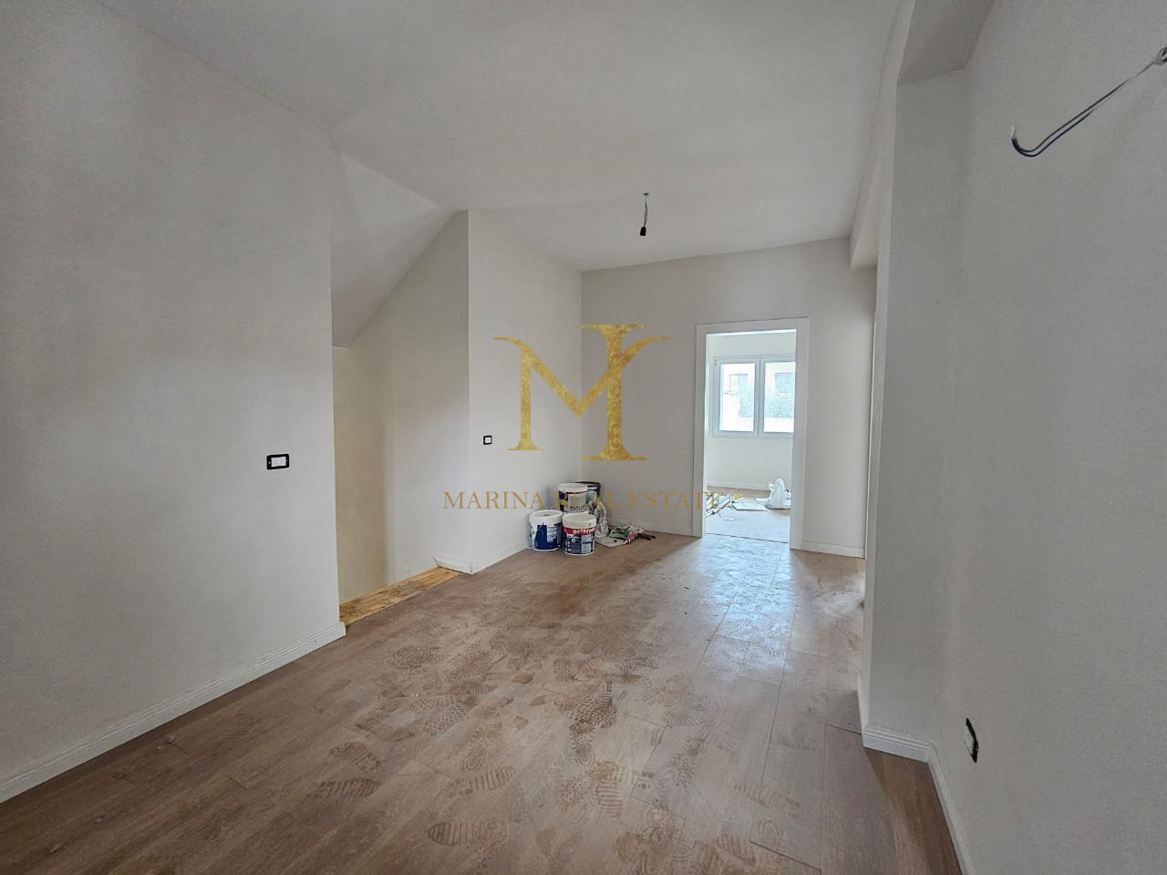 SHITET APARTAMENT 2+1 TE SPITALI RAJONAL DURRES!!!