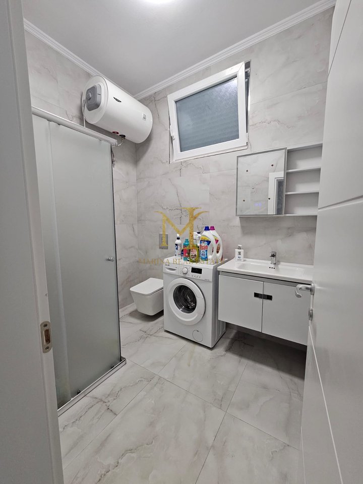 SHITET APARTAMENT 2+1 TE SPITALI DURRES!!