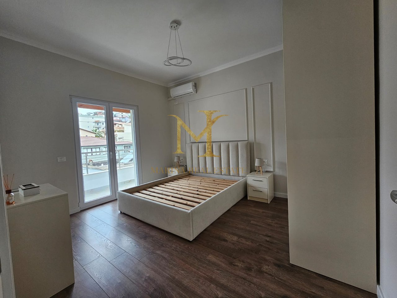 SHITET APARTAMENT 2+1 TE SPITALI DURRES!!