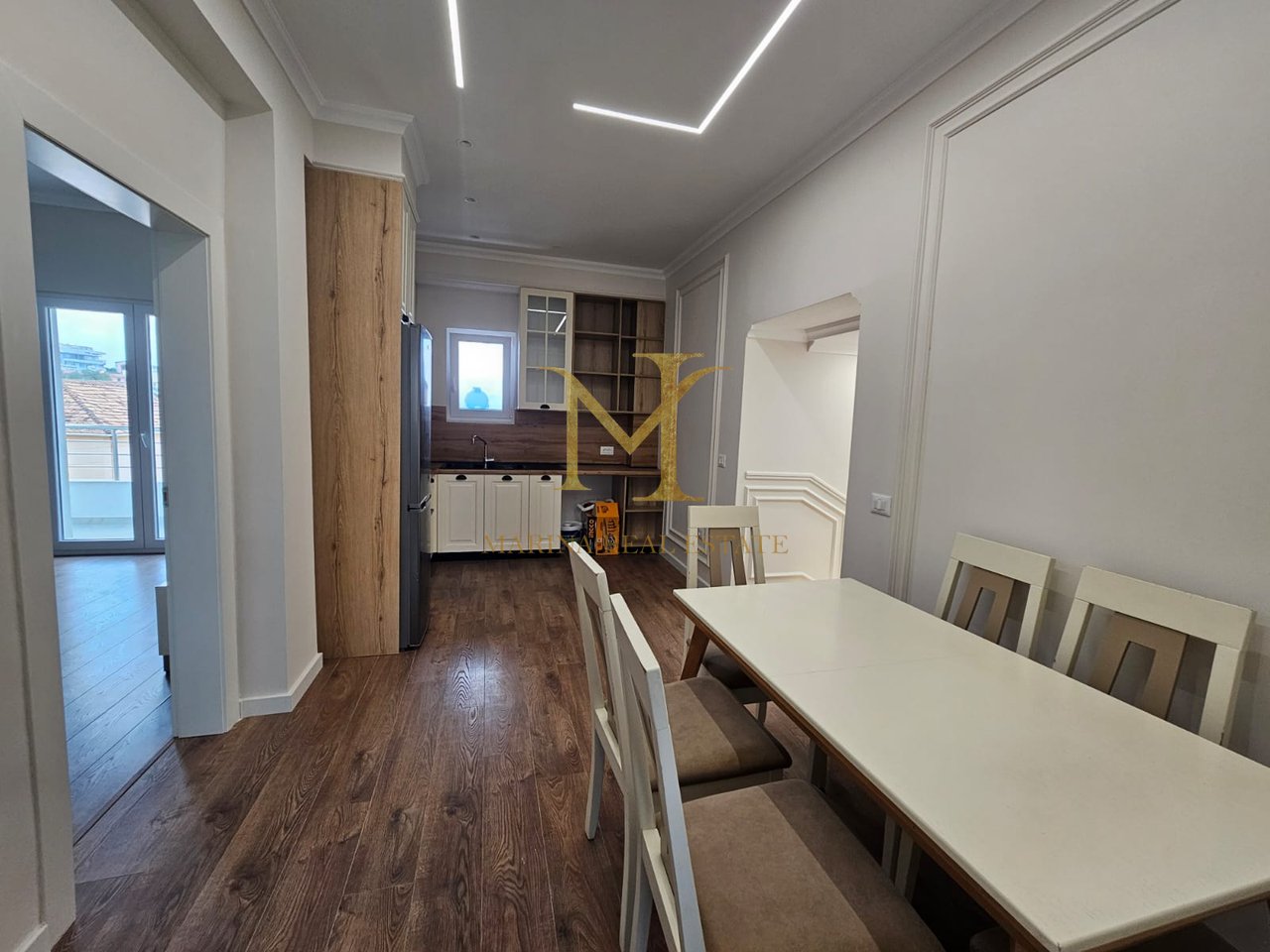 SHITET APARTAMENT 2+1 TE SPITALI DURRES!!