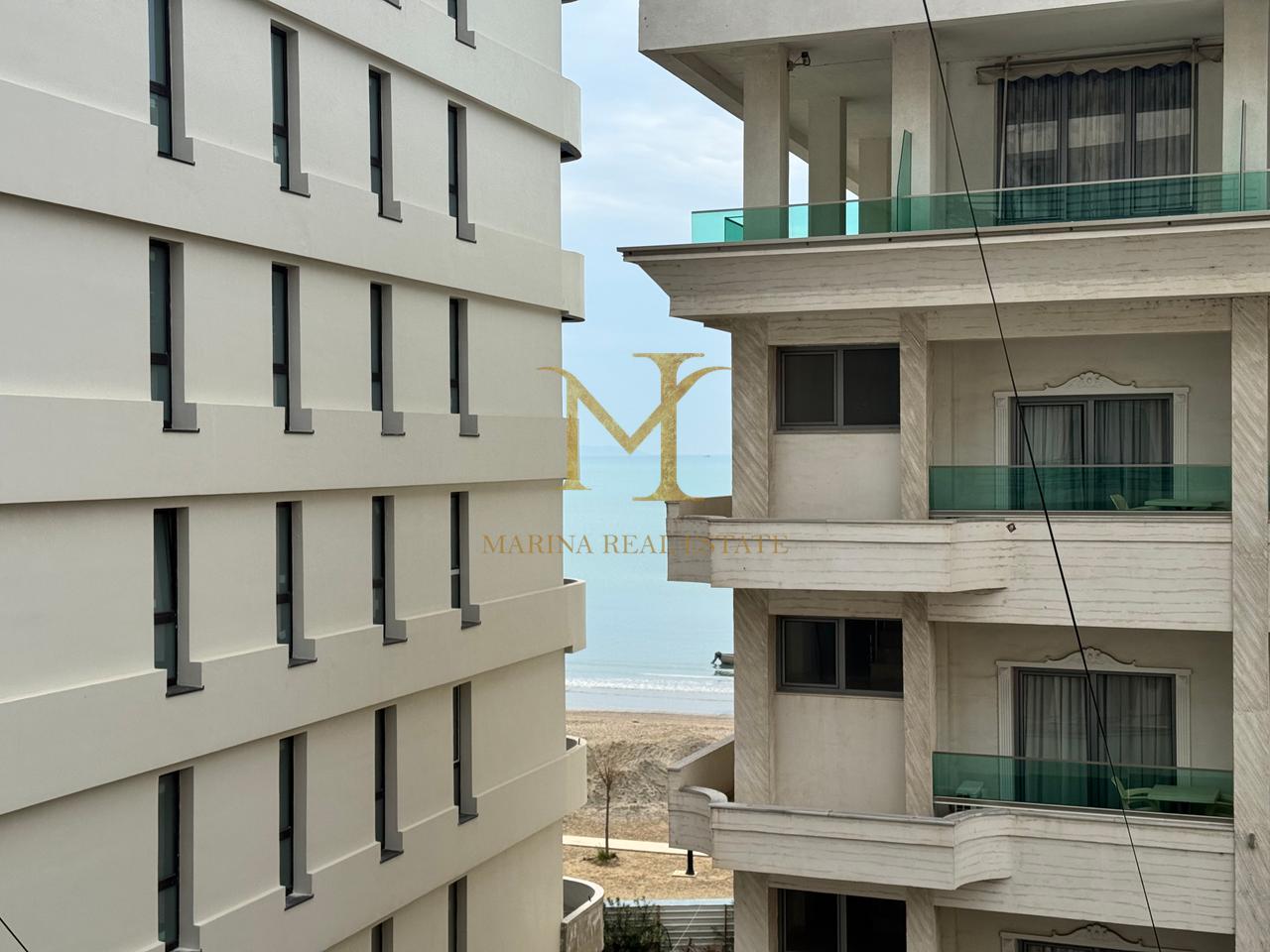 Shitet apartament 2+1+2 në Durrës, zona Plazh