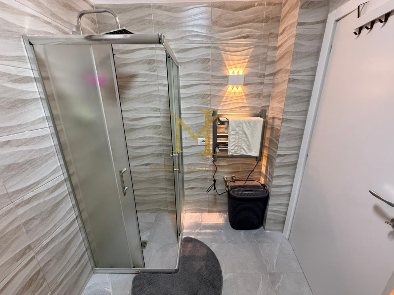 APARTAMENT 1+1 ME QERA NE PLAZH HEKURUDHA !!