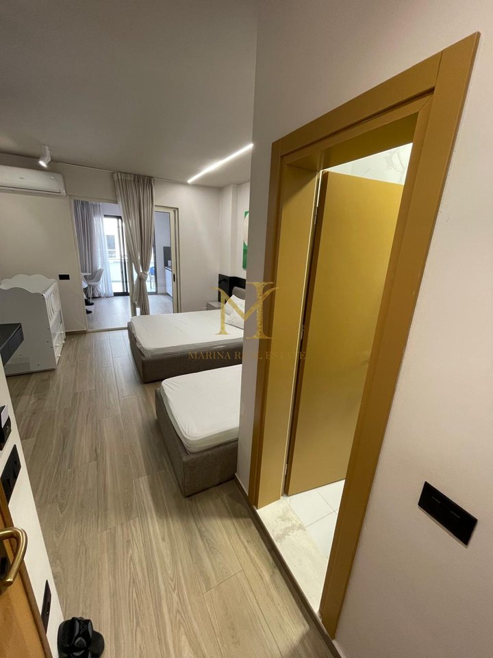 APARTAMENT 1+1 ME QERA NE PLAZH ILIRIA !!