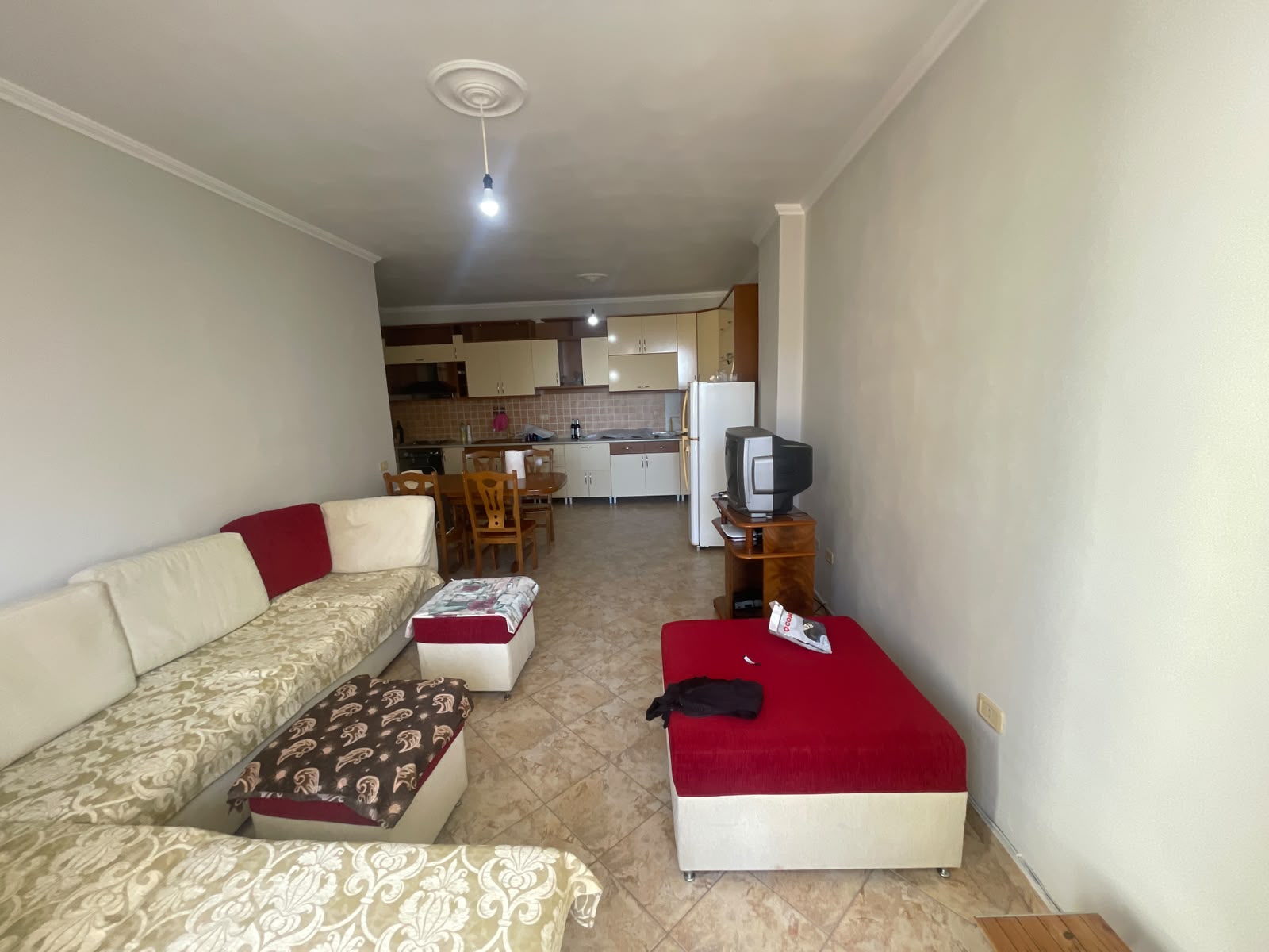 Apartament 1+1 me qira – Plazh Iliria, Durrës