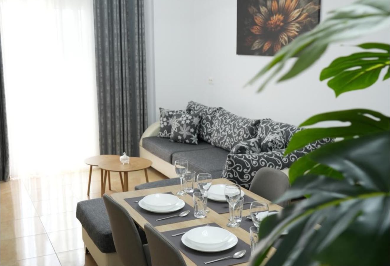 APARTAMENT 1+1 ME QIRA – PLAZH ILIRIA, DURRËS