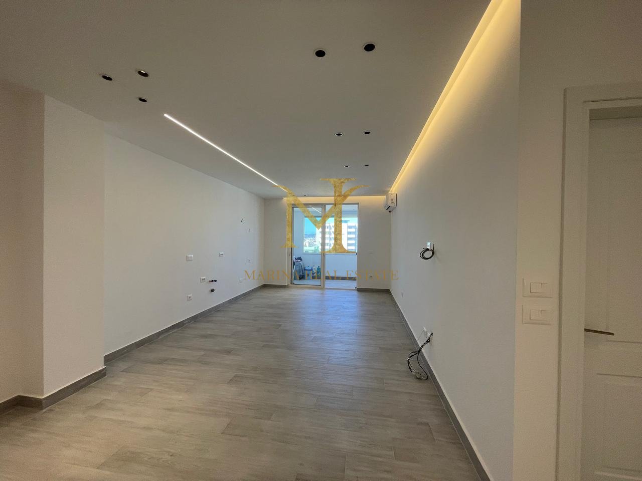 SHITET APARTAMENT 2+1 | KOMPLEKSI EKA, PLAZH DURRËS