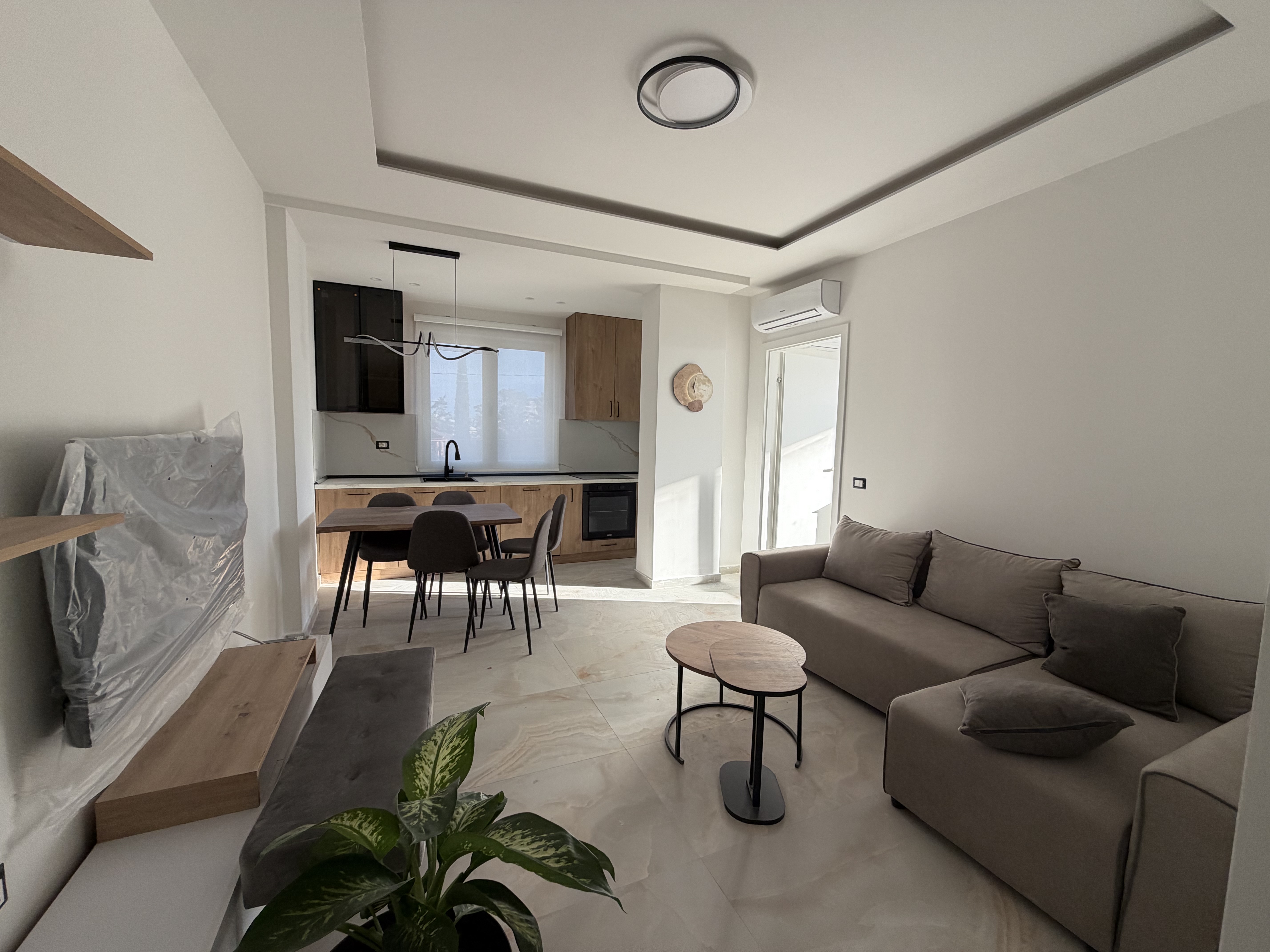 JEPET ME QERA APARTAMENT 1+1 NE PLAZH!