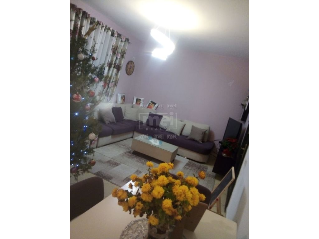 SHITET APARTAMENT 2+1 TEK UNAZA E RE.