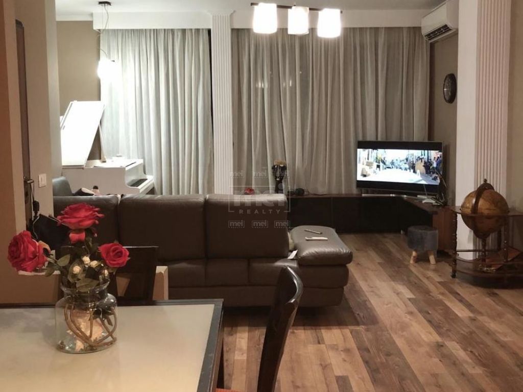 SHITET APARTAMENT 2+1 NE BLLOK.
