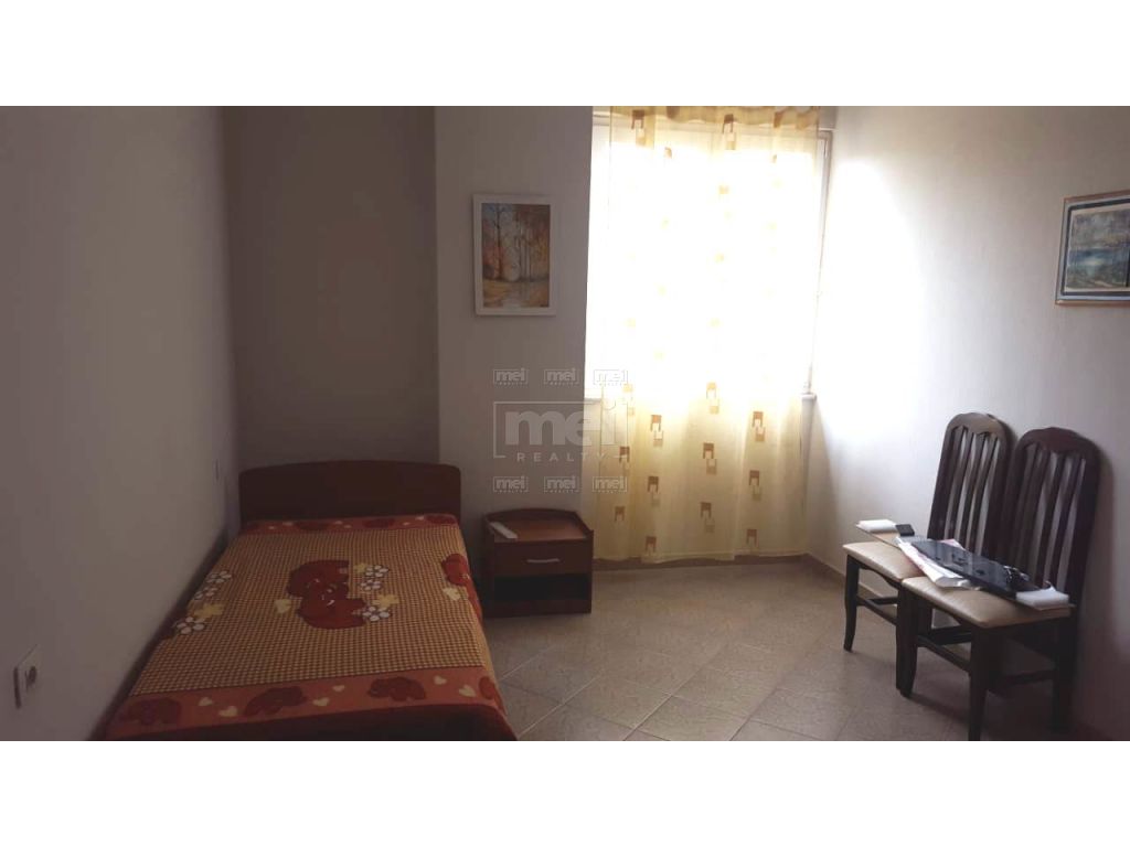 Yzberisht, jepet me qira apartament 2+1