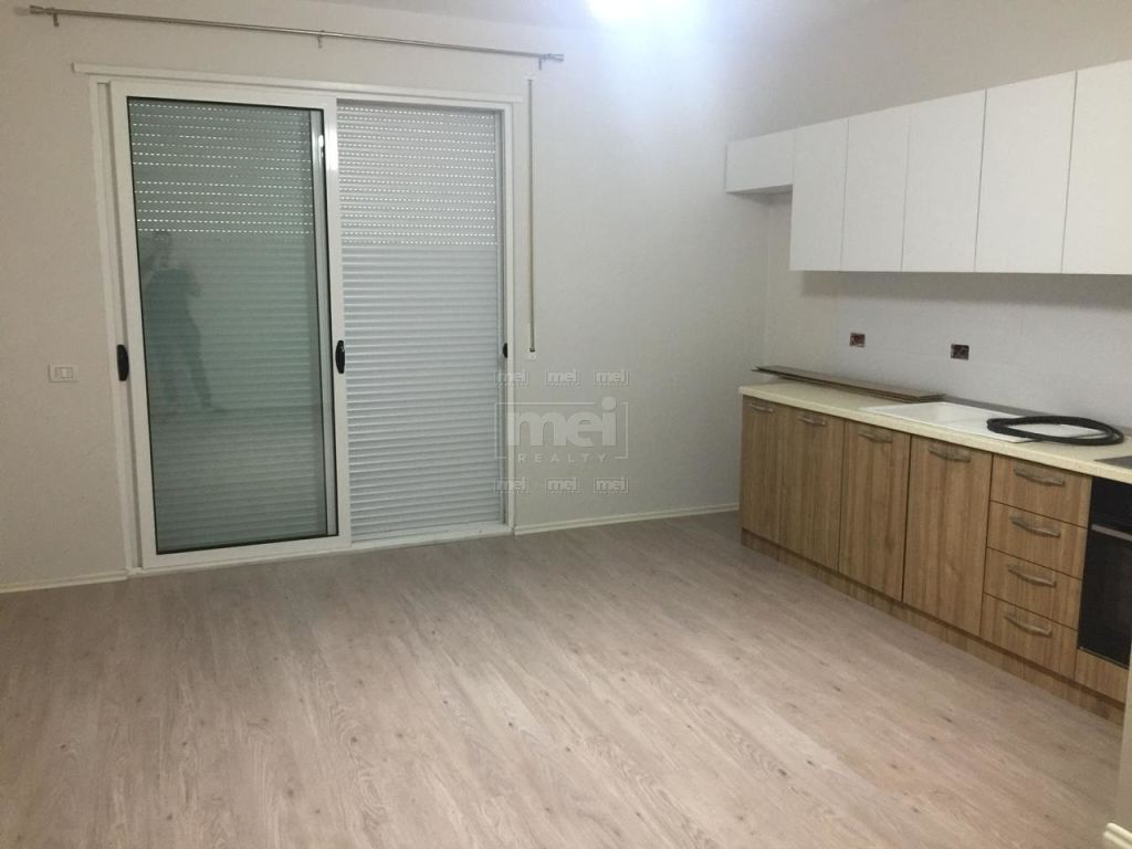 Fresk, Jepet me Qira Apartament 1+1