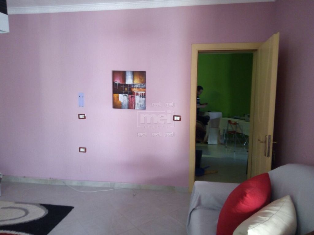 Shitet apartament 1+1 ne Pogradec.