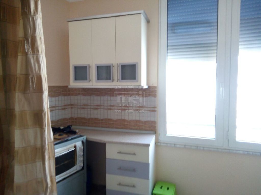 Shitet apartament 1+1 ne Pogradec.