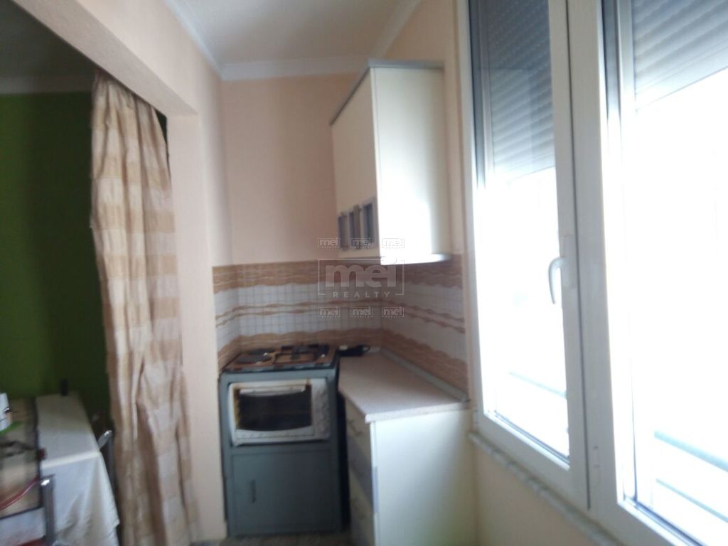 Shitet apartament 1+1 ne Pogradec.
