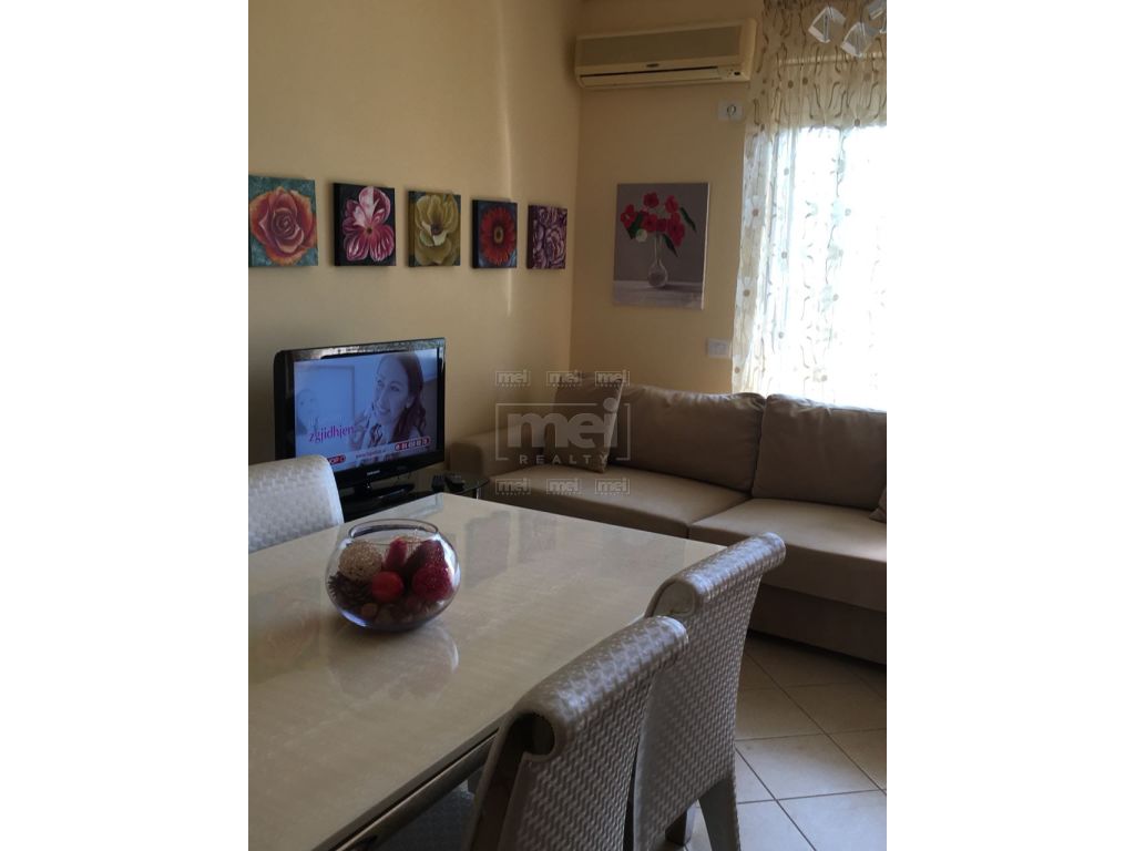 Gjiri i Lalzit, Kompleksi Lura1, Shitet Apartament 1+1 Mei.al