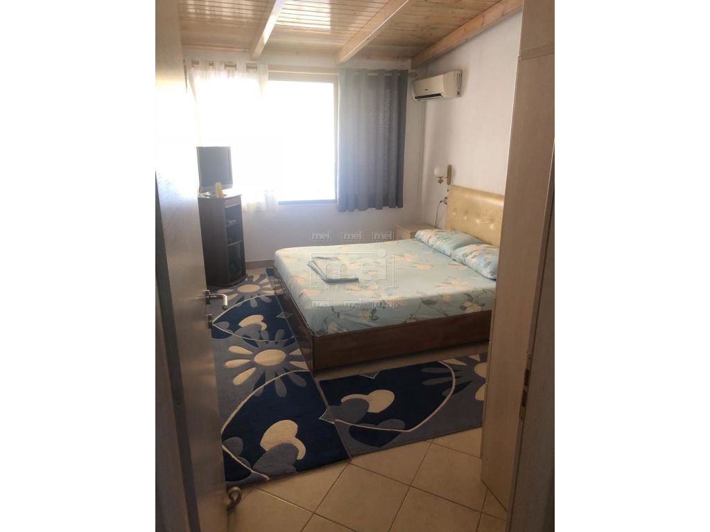 Tek Sheshi Willson, Jepet apartament me qira 2+1.