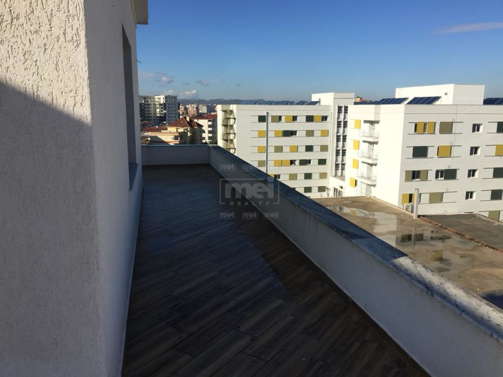 Tek Konviktet E Inxhinierise Se Ndertimit, Jepet Me Qira Godine 5-Kateshe