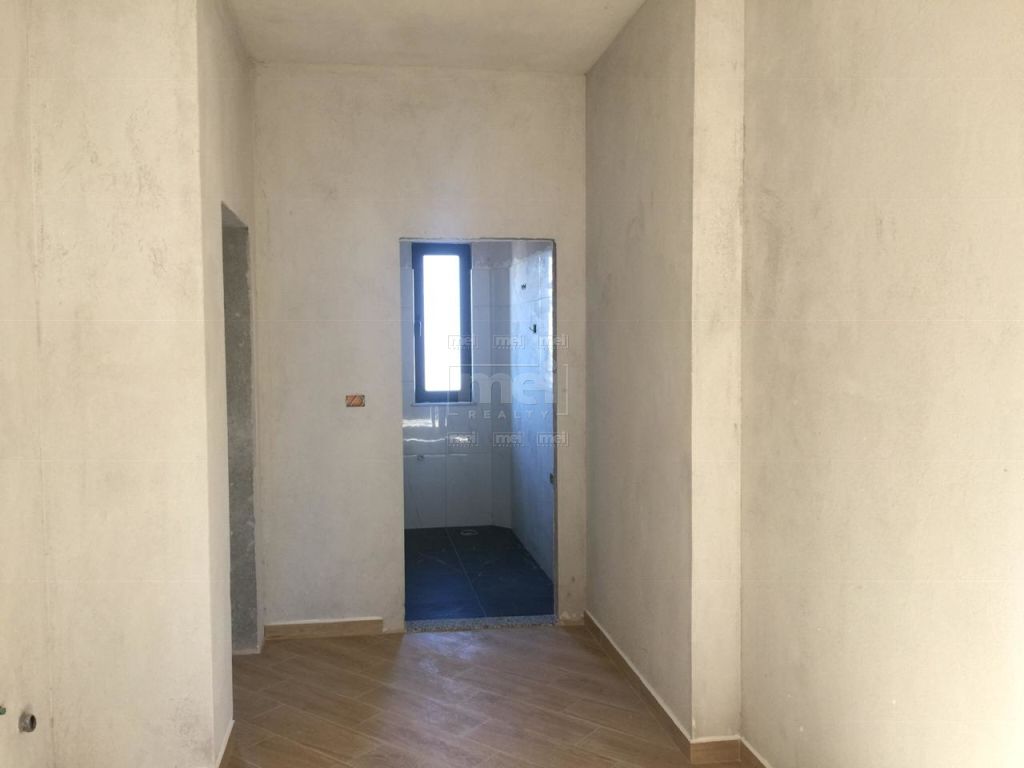 Tek Konviktet E Inxhinierise Se Ndertimit, Jepet Me Qira Godine 5-Kateshe