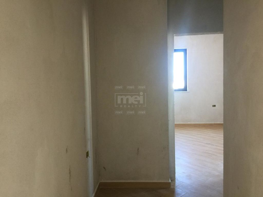 Tek Konviktet E Inxhinierise Se Ndertimit, Jepet Me Qira Godine 5-Kateshe