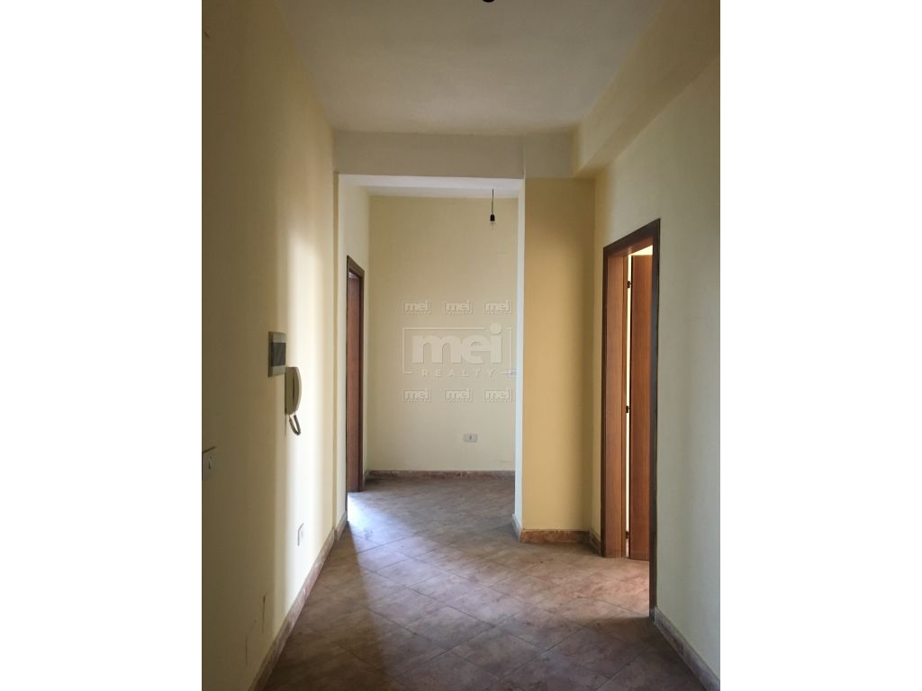 Oxhaku, Shiten Apartamente me tipologji te ndryshme.