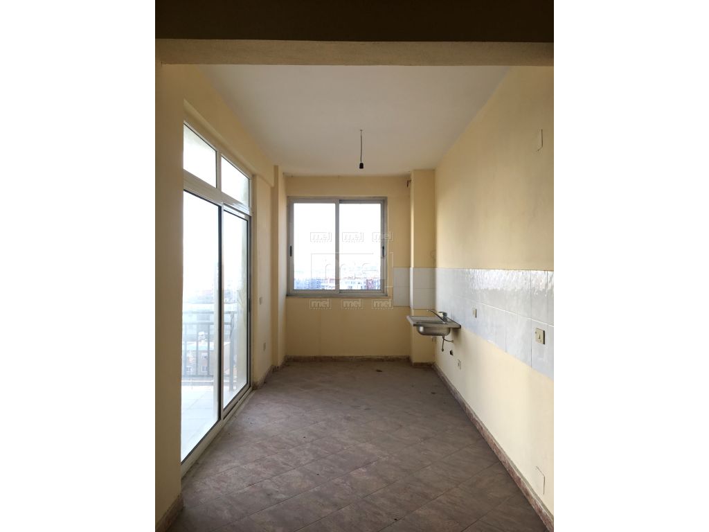 Oxhaku, Shiten Apartamente me tipologji te ndryshme.