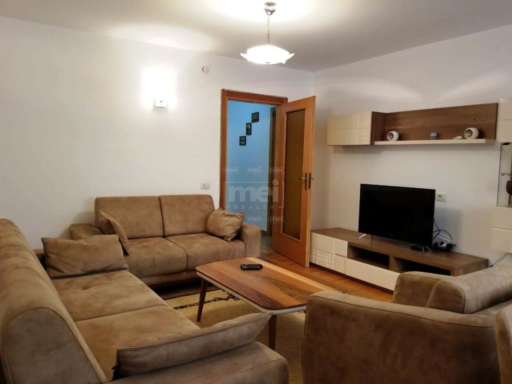 Ne Bllok, Jepet Super Apartament 2+1 me Qira