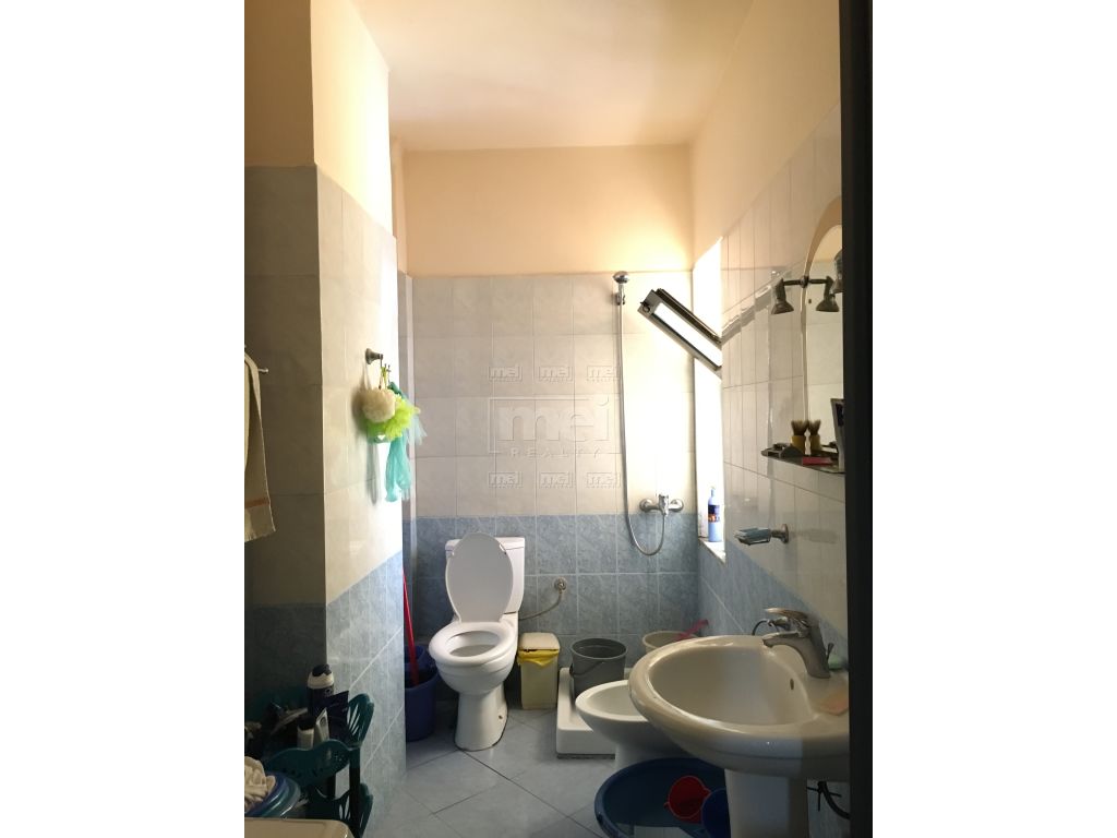 Shitet Apartament 2+1 ne Don Bosko, Rr : Albanopoli.
